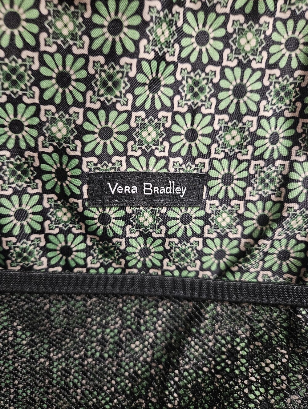 Vera Bradley Black Quilted Floral Purple Pink Green Travel Bag Removable Strap - Picture 4 of 4